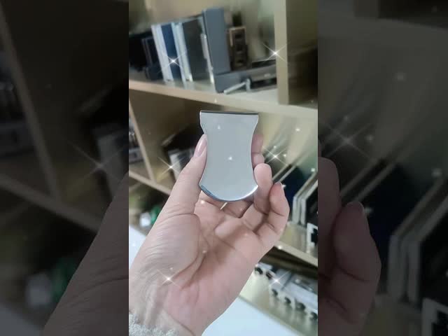 Glass Shower Hinge featuring protective packaging to prevent collision damage during shipping ensuring product integrity