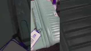 China 3 piece hard shell suitcase set 1682 New cup holder Mute universal wheel password box for travel luggage supplier