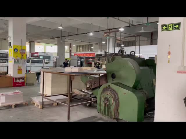 POS Cardboard Pegboard Display Stand Easy Assembly Waterproof 165cm