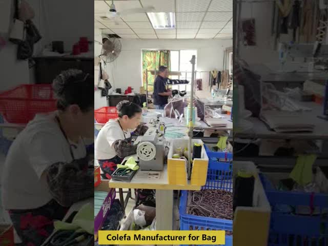 DuPont Paper Fashion Crossbody Bag for Women New Minimalist Design Commuting Alphabet Shoulder Bag Large Capacity Tyvek Tote Bag