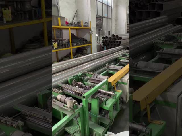 304L Welded Stainless Steel Pipe Bright Surface No Weld Seam For Architectural Ornament