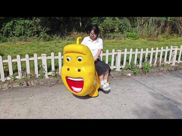 6 To 8 Hours Running Time Walking Dinosaur Equipped With 2 X AA Batteries Designed For Theme Parks Museums And Activities