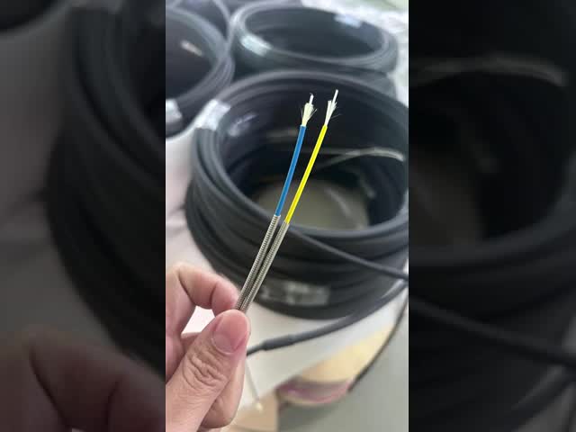 Highly Durable Optical Fiber Patch Cord with Return Loss ≥50dB 300m Cable Length ≥1000 Times Durability