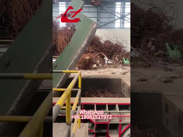 Heavy-Duty 60kW Hydraulic Scrap Metal Baler 2500 KN Force For Rebar And Steel Recycling
