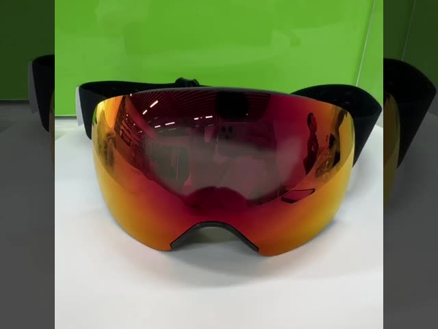 High-definition wide-angle anti-fog skiing goggles - suitable for both strong and weak light conditions in all scenarios. Outdoor skiing anti-glare protective goggles.
