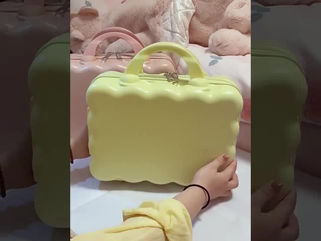 14-inch lightweight portable travel suitcase, convenient bag storage, cosmetic case, can be hung on luggage.