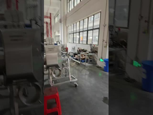 High Capacity 3000 kg/h Meat Mincer Grinder with Customizable Hole Diameter for Fresh and Frozen Meat Processing