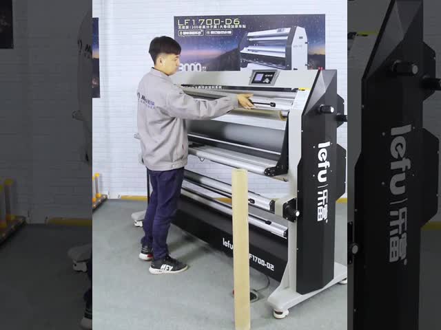 Industrial Hot And Cold Laminating Machine 4 rollers Double Side Laminating Machine 64 Inch Width
