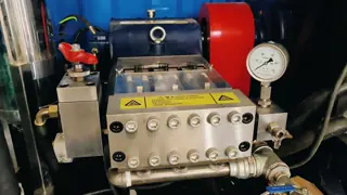 1500bar High Pressure Water Jet Cleaning Machine with 264kW Diesel Engine and 60 L/min Water Flow for Industrial Applications