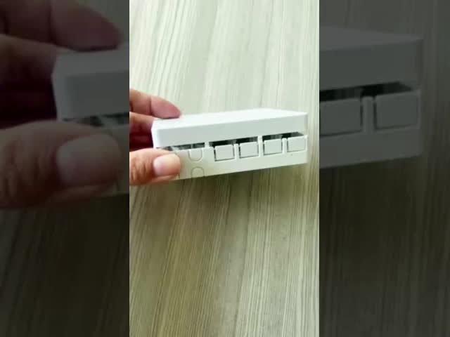 ABS Material 4 Core Capacity Wall Mountable FTTH Termination Box and Fiber Optic Terminal Box