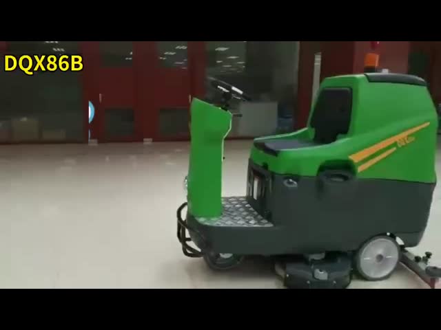 DQX86A Floor scrubber with 86 cm cleaning width front-wheel drive for uphill surfaces CE certified