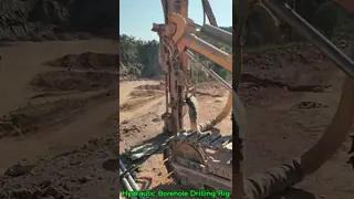 360° Rotary DTH Drilling Rig with Max. 150m Drilling Depth and Hydraulic Controlling for Hard Rock Blast Holes