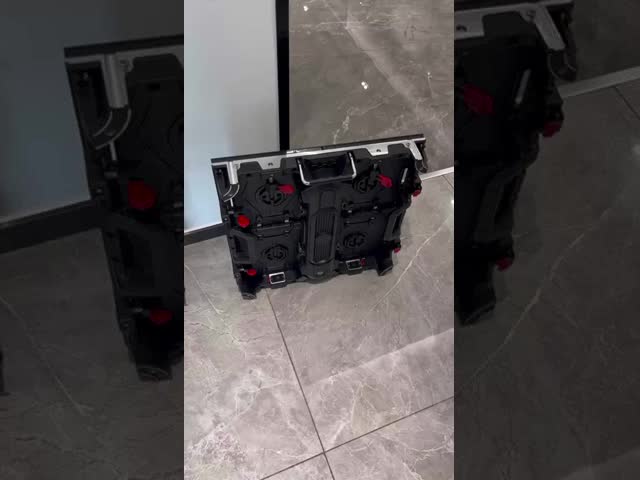 P3.91 Outdoor Rental LED Display HD Large Led Advertising Screens For Commercial Center Constant Drive 1/16 Scan