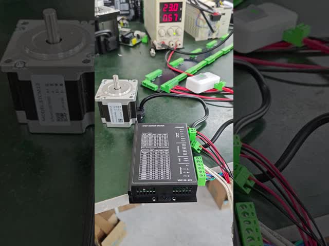 57CM13 NEMA 23 57-56mm Stepper Motor with 1.3Nm Holding Torque 4A Rated Current and 57mm Frame Size for CNC Machines
