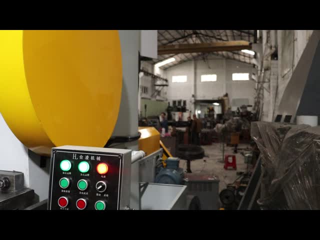 Precision Cutting Thread Forming Machine Highly Automated Thread Former