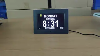 7 Inch Digital Photo Frame HD LCD Display Video Picture Music Player With Remote