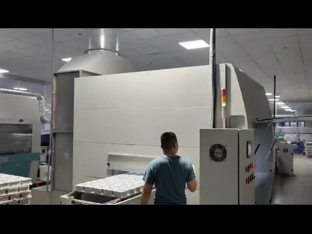 1100mm *410mm *1100mm Automatic Spray Coating Machine with 1.0-1.5mm Spray Gun Diameter