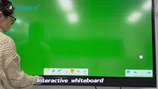 Lavagna interattiva 4K Smart Board per l'insegnamento
