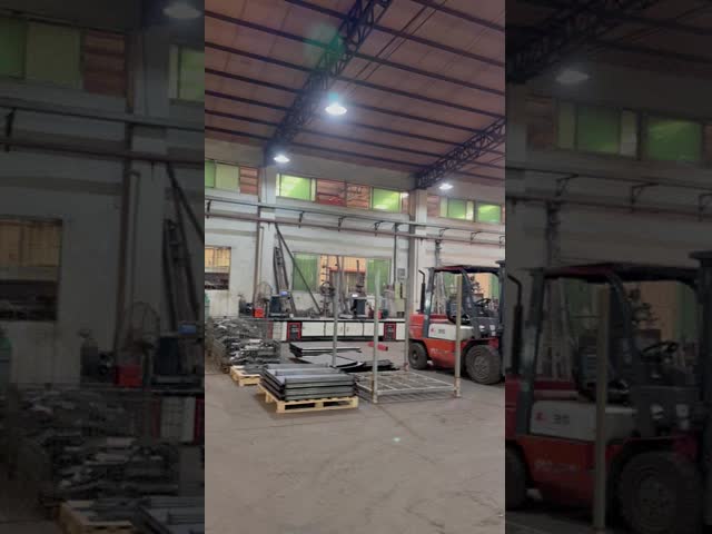 Rack Manufacturing Workshop