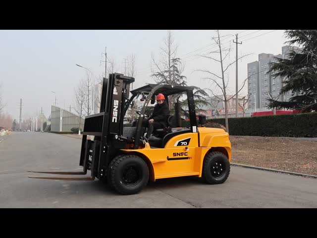 Heavy Duty 7 Ton Diesel Forklift With Strong Lifting Capacity