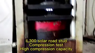 IP68 Waterproof 30Ton Load Bearing Solar Road Stud with 800m Visibility LED Cat Eye Road Stud