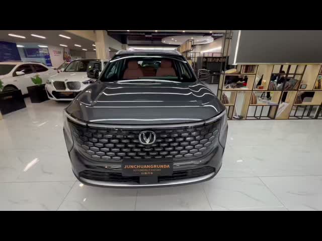 2nd Generation Changan X5PLUS Pioneer PRO SUV with Black Exterior and Red Interior - Latest Model at Competitive EXW Price