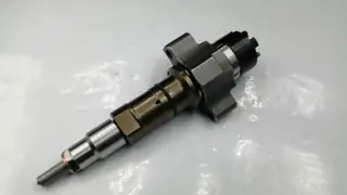 5579409 Fuel Injector for Engine Parts