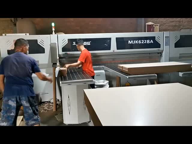 Foldable PVC Pet Pool: Collapsible Dog Swimming Tub with Drain Plug—Portable, Durable Bathing Pool for Dogs/Cats (Outdoor/Indoor Use)