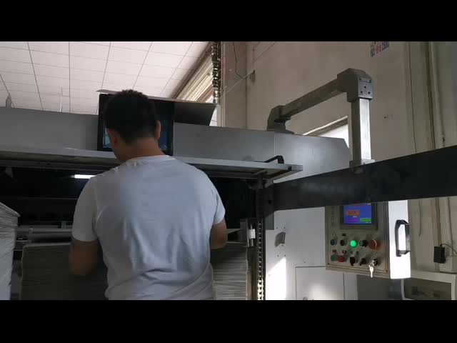 Sheet 1320X960mm Semi Automatic Die Cutting Machine Creasing Paperboard Box