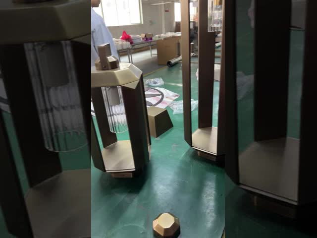 Custom Hotel Chandeliers LED Light Source