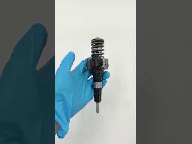 Long Lasting Steel Diesel Engine Injector 0414720402 Compatible With A3 AZV BKD Engines