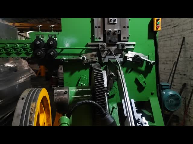 High Yield Eye Bolt Making Machine Compact Footprint Fastener Making Machine