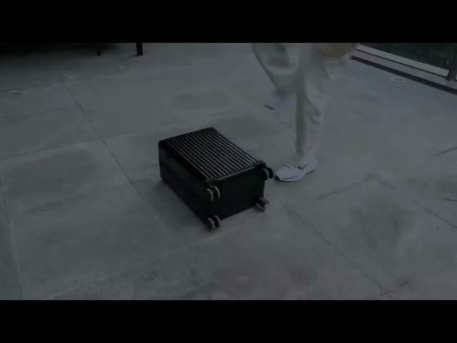 PC Aluminum Frame Travel Suitcase (20-inch) - German Covestro Material, Dual TSA Lock, Professional Luggage Manufacturer for Bulk Orders and Custom OEM Services