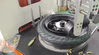 LCD Display City Electric Bicycle 1500W Sports E Bike Cargo Delivery Service