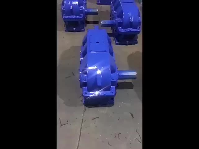 ZQ JZQ Series Two-Stage Transmission Cylindrical Gear Reducer with Wide Temperature Range and High Input Speed for Industrial Machinery