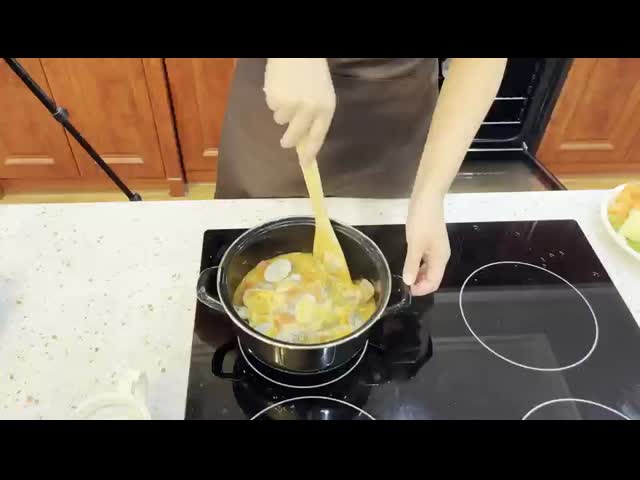 Handmade Round Enamel Steel Cooking Pot With Two Handles Serve Seafood Paella Pan