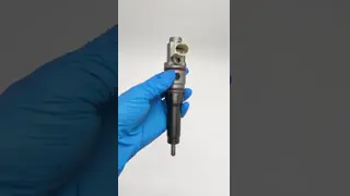 Delphi Common Rail Injector 1905001 for MX EURO & US 4 Engine with Corrosion Resistant Steel Construction