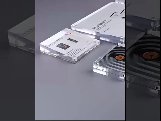 Magnetic Adsorption Acrylic Photo Frame UV Resistant For Picture Display