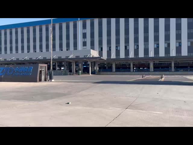 12-Meter Ultra Long Arm Carbon Fiber Automatic Barrier Gate for Large-Scale Traffic Control in Railway and Logistics Parks