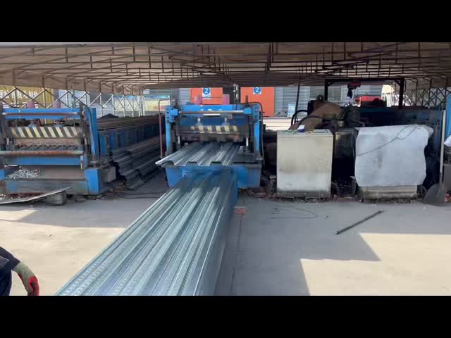 Warehouse Hot Dip Galvanized Steel Floor Decking For Large Span Workshop