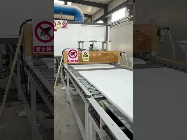 Industrial Furnaces Ceramic Fiber Blanket Boiler Insulation Blanket