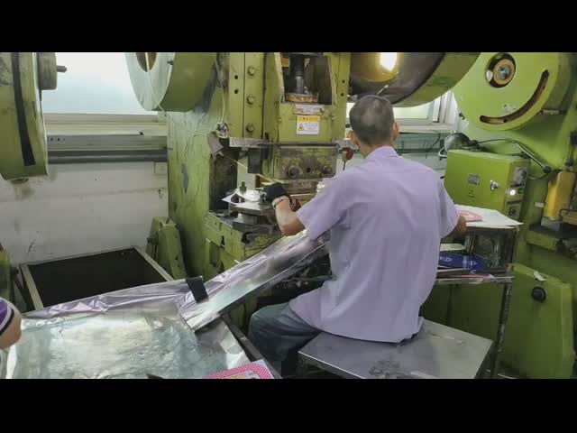 Custom Tin Packaging Manufacturer | OEM Metal Tin Box Supplier