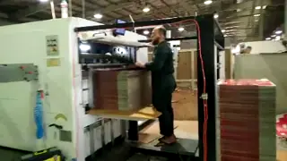 Carton Semi-Automatic Die Cutting And Creasing Machine