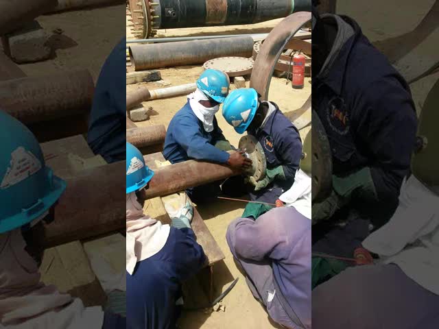 H1000 Engine Driven Welding Machine with 500A x 2 Dual Welding Positions and 45Kw Generator Output Powered by Deutz Engine