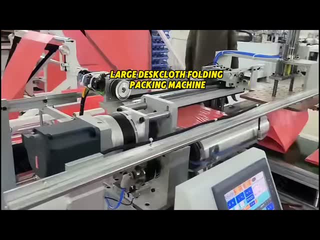 High Efficient Folding Rolling Cutting Machine For Large Dispossable Tablecloth Sheet