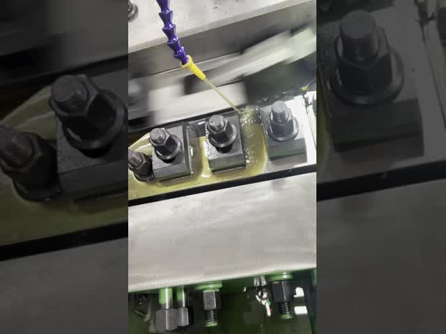 Efficient Thread Roller Machine Low Scrap Rate Fully Automatic Thread Rolling Equipment