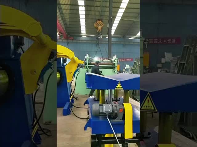 Coil Slitting Machine with Carbide Blade Material, 10 Tons Capacity, and Hydraulic Recoiler for Precision Metal Coil Dividing