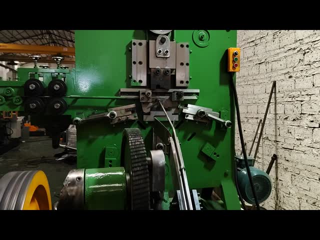 User-Friendly Eye Bolt Machine: Easy Setup, Novice-Ready