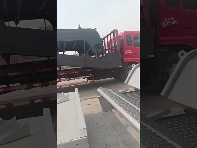 Stainless Steel Mobile High Capacity Grating Grab-Type Sludge Removal Machine for Sewage Treatment