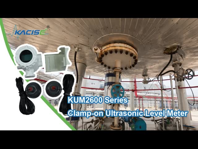 External detection level gauge for tanks with highly corrosive liquids